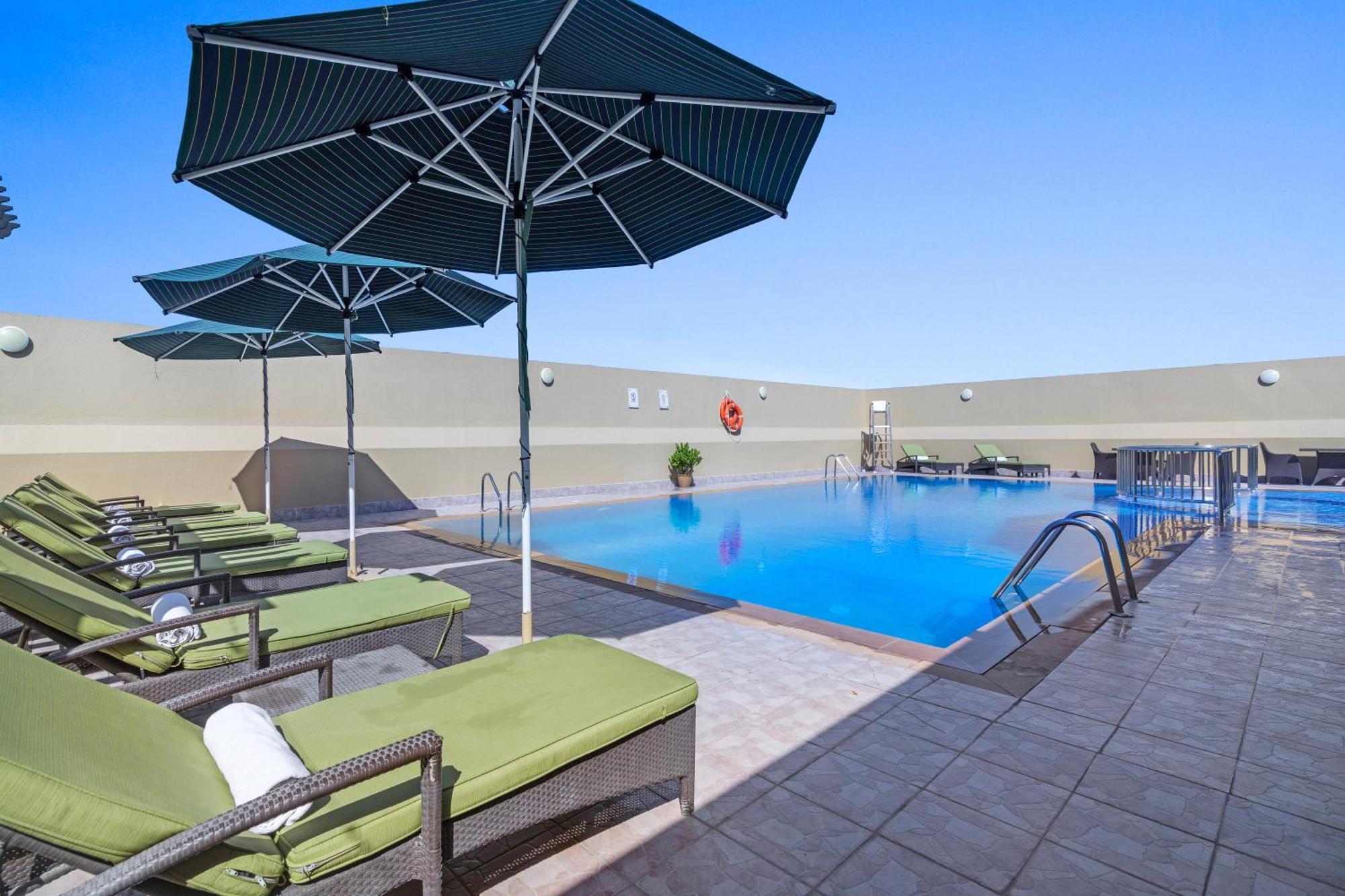 Al Khoory Hotel Apartments Al Barsha Dubai Exterior foto